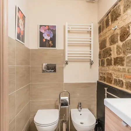 The Rent - Two-bedroom Near Fori Imperiali * Rome