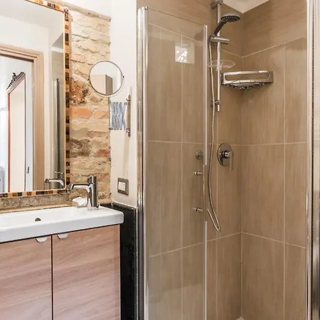 Apartment The Rent - Two-bedroom Near Fori Imperiali