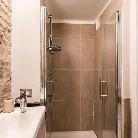 Apartment The Rent - Two-bedroom Near Fori Imperiali *