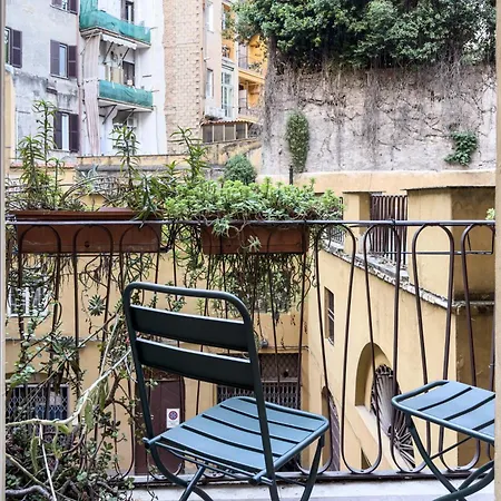 The Rent - Two-bedroom Near Fori Imperiali Apartment *