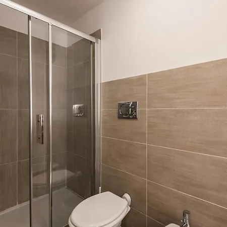 The Rent - Two-bedroom Near Fori Imperiali *