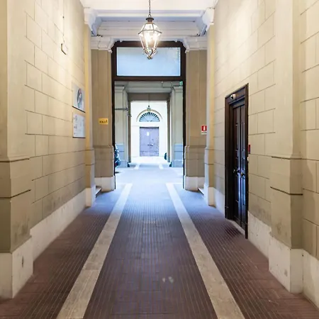 The Rent - Two-bedroom Near Fori Imperiali Rom