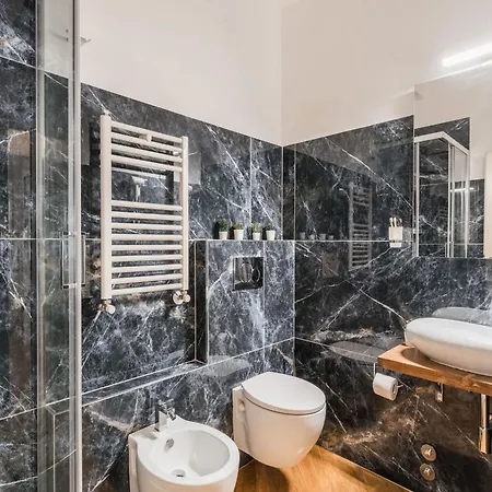 The Rent - Two-bedroom Near Fori Imperiali * Rom