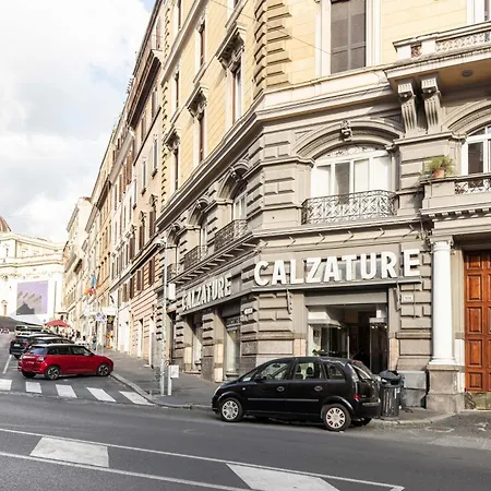 The Rent - Two-bedroom Near Fori Imperiali * Rom